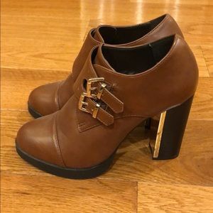 Forever 21 Pumps Size 6